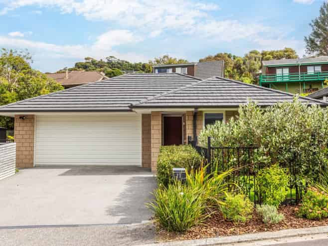 27 Mooring Close, Whitby