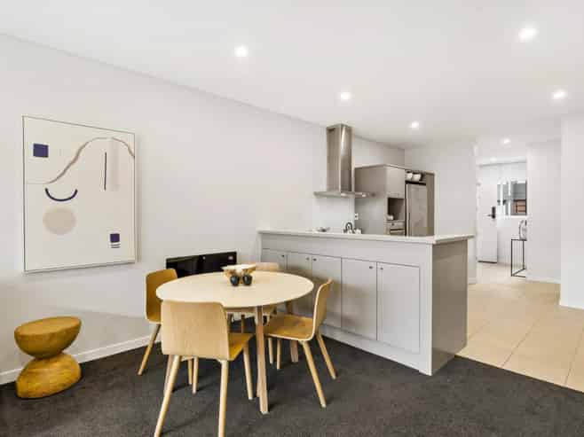 1H/11 Augustus Terrace , Parnell