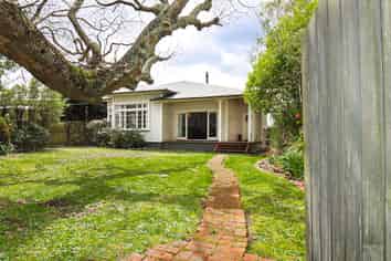 30 Victoria Avenue, Dannevirke