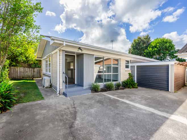 3/66 Great South Road, Papakura