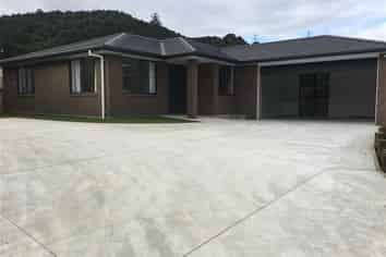 10 Taiko Street, Maunu