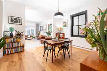 16 Hawker Street, Mount Victoria