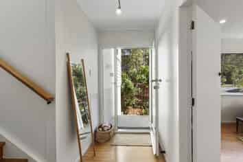 69 Awarua Street, Ngaio