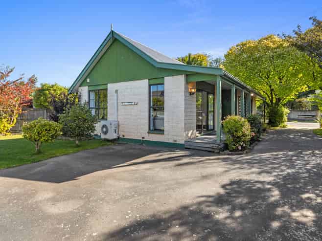 137 Hawthornden Road, Avonhead