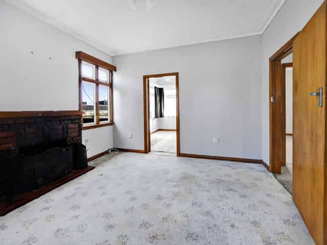 225 South Road, Hawera