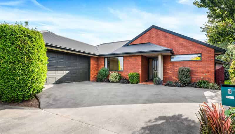 8 Thornaby Close, BURNSIDE