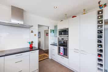 27 Ruapehu Drive, Fitzherbert