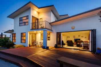 27 Ruapehu Drive, Fitzherbert