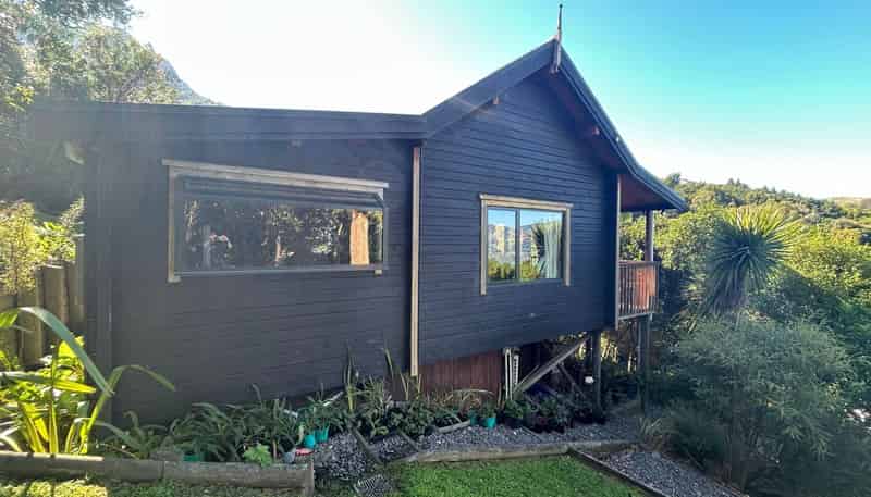 49A Cornwall Rd, Lyttelton