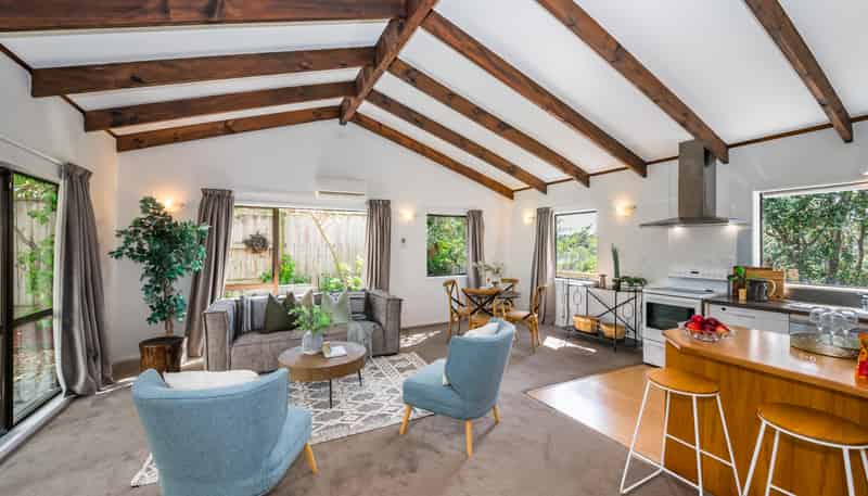 24 Island View Terrace, Waikanae Beach