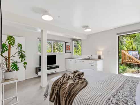 1/38c Jenner Road, Toi Toi