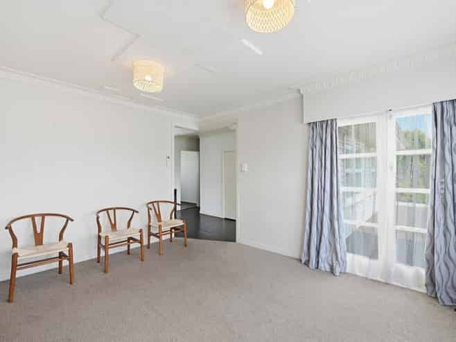 21 Russell Road, Fairy Springs