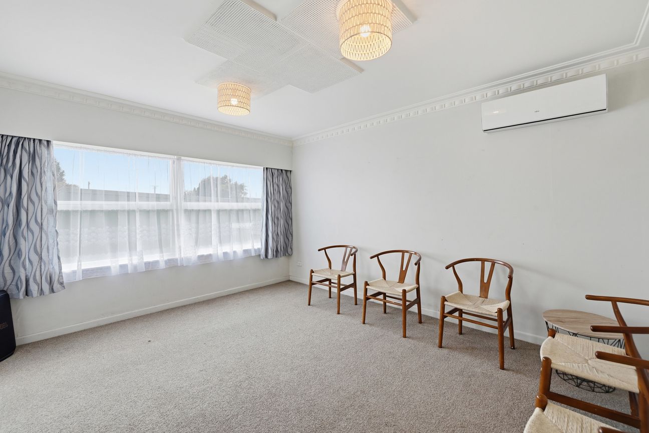 Vendors Want SOLD. Freehold Title - Widok 3