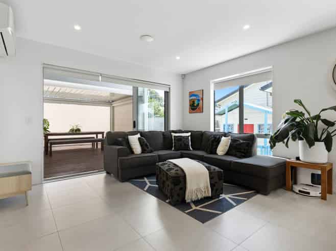 13 Waituarua Drive, Conifer Grove