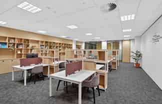 Modern Workspace with Flexible Leasing Options