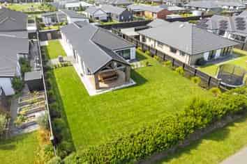 4 Roles Way, Rolleston