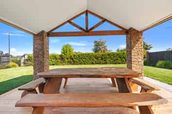 4 Roles Way, Rolleston