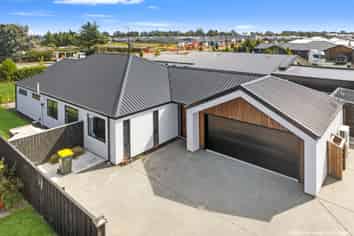 4 Roles Way, Rolleston