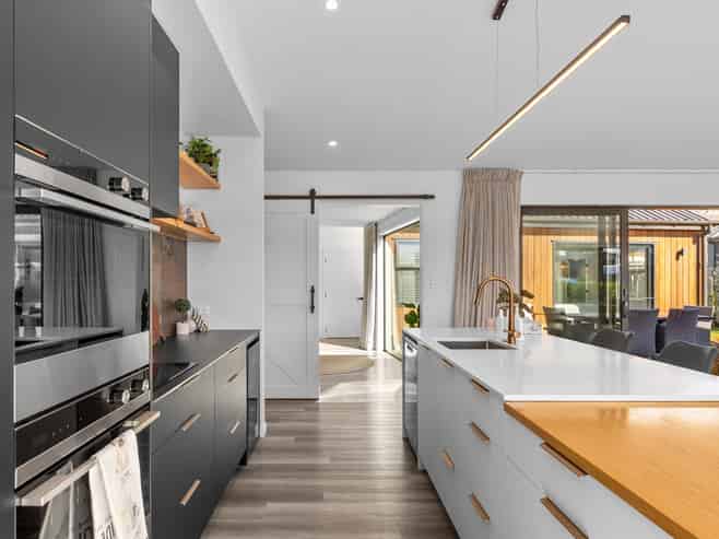 17 Armidale Crescent, Wanaka