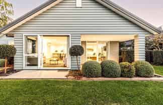 48 Norfolk Drive, Cambridge