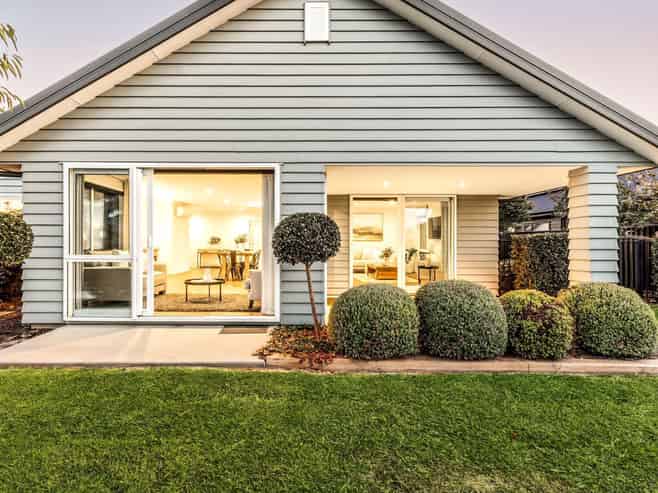 48 Norfolk Drive, Cambridge