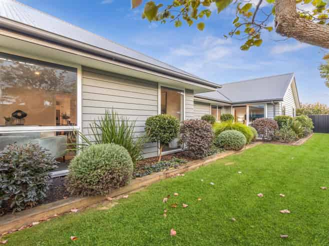 48 Norfolk Drive, Cambridge