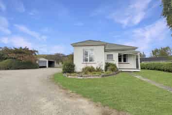 15207 Route 52, Eketahuna