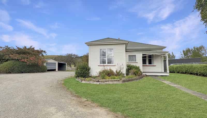 15207 Route 52, Eketahuna