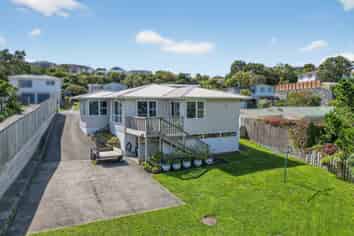16 Cypress Drive, Maungaraki