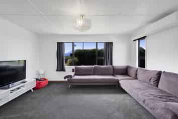 4923 South Road, Opunake