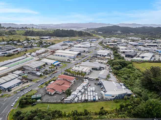 Prime Location Industrial & Yard