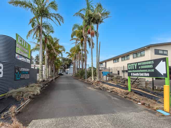 Prime Location Industrial & Yard