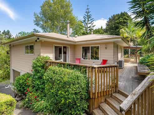 124 Western Hills Drive, Kensington