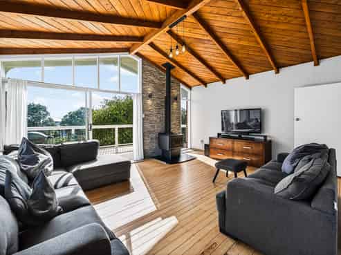 99 Sunnyside Road, Sunnyvale