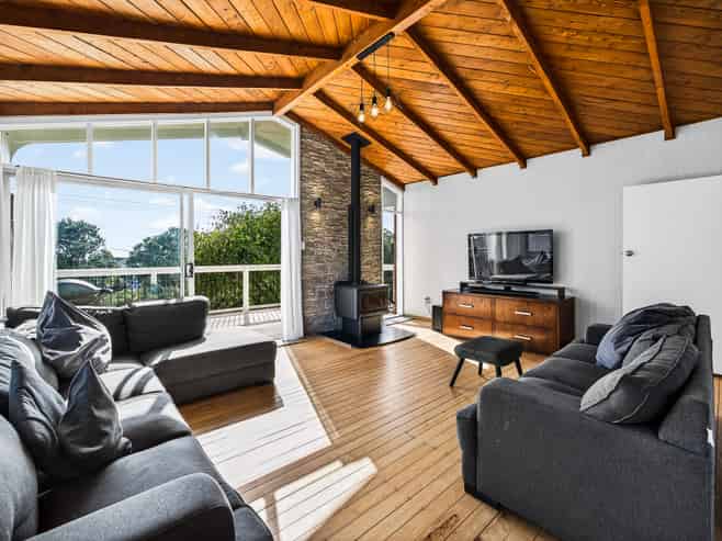 99 Sunnyside Road, Sunnyvale