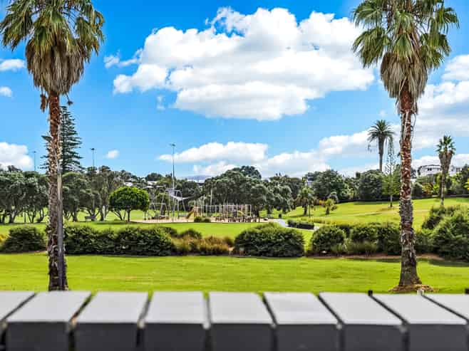 44 William Bayes Place, Red Beach