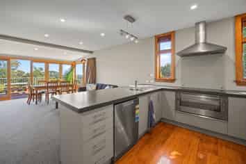 40 Hackthorne Road, Cashmere