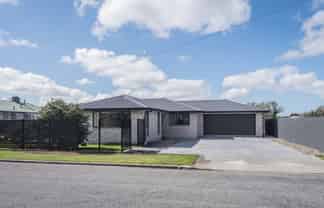 76 Rayner Street, Temuka