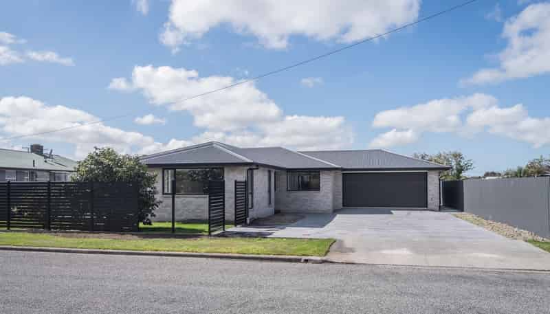 76 Rayner Street, Temuka