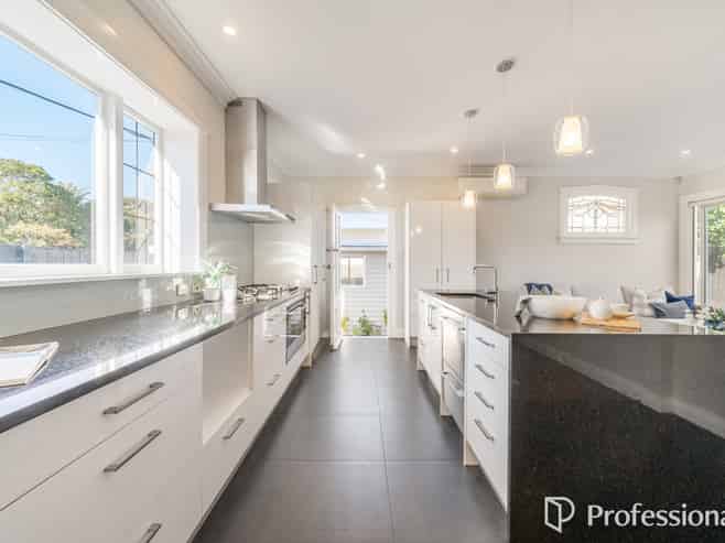 120 Knights Road, Central Hutt