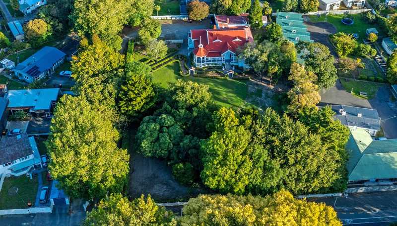 642 Pioneer Highway, Highbury