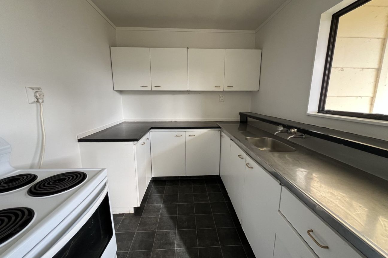 FIVE BEDROOMS, WEST END - Bild 4