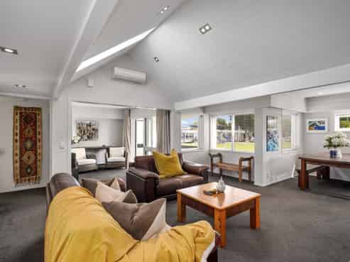 2/24 Fifth Avenue, Avenues