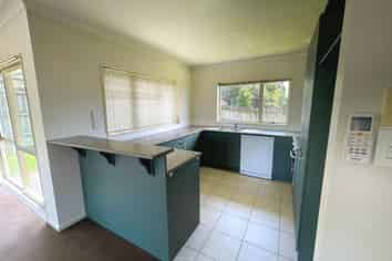 28 Raphoe Road, Flat Bush