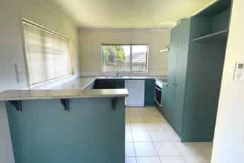 28 Raphoe Road, Flat Bush