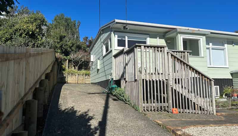 13 Awaroa Road, Helensville