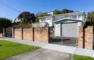 13 Awaroa Road, Helensville