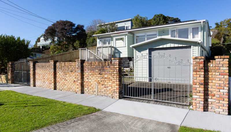 13 Awaroa Road, Helensville