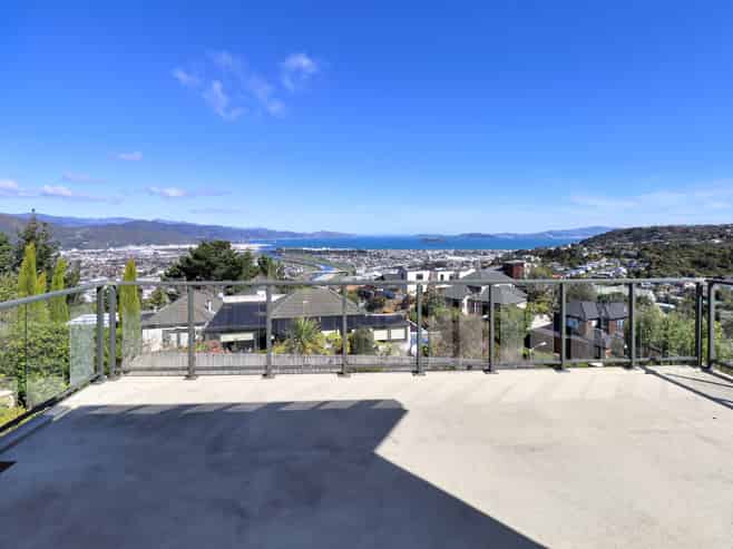 122 Viewmont Drive, Harbour View