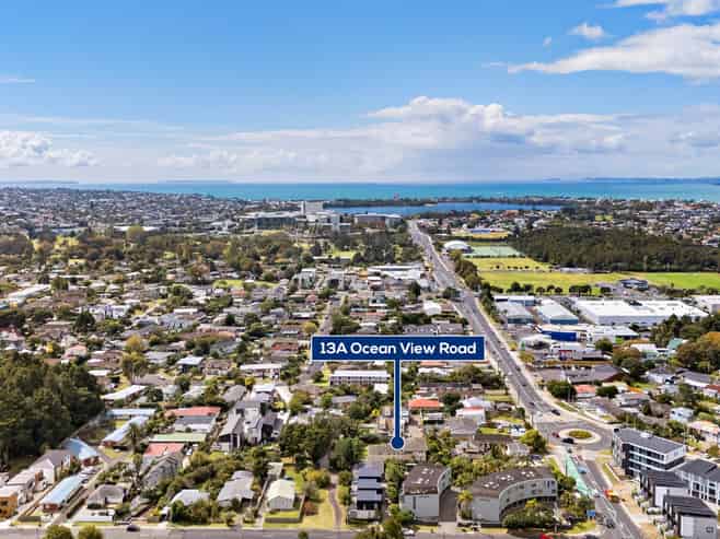 13A Ocean View Road, Hillcrest
